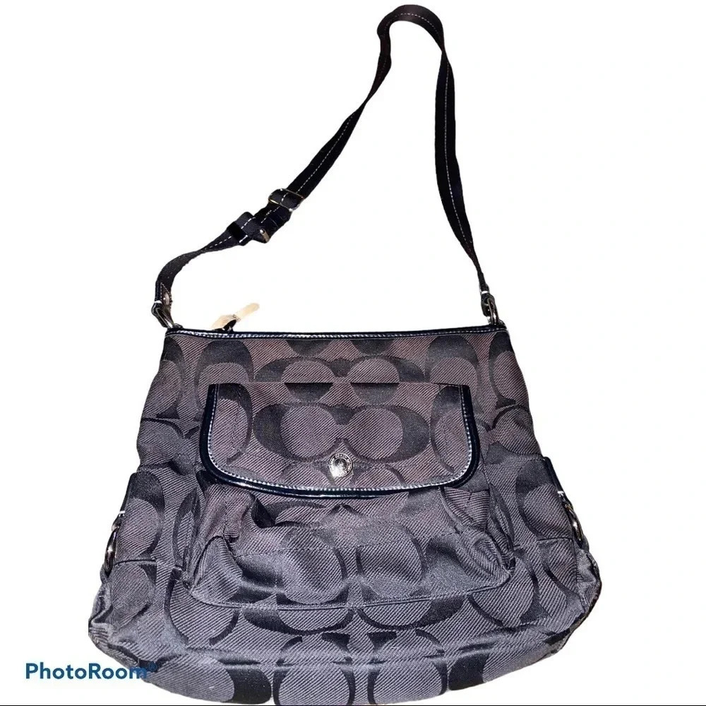 Vintage Coach Signature monogram canvas  shoulder bag